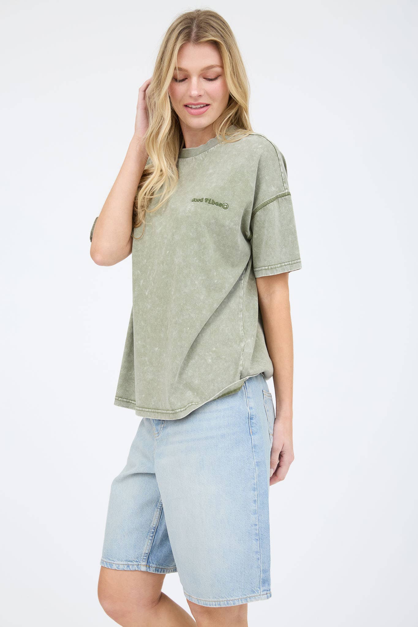 Good Vibes Tee