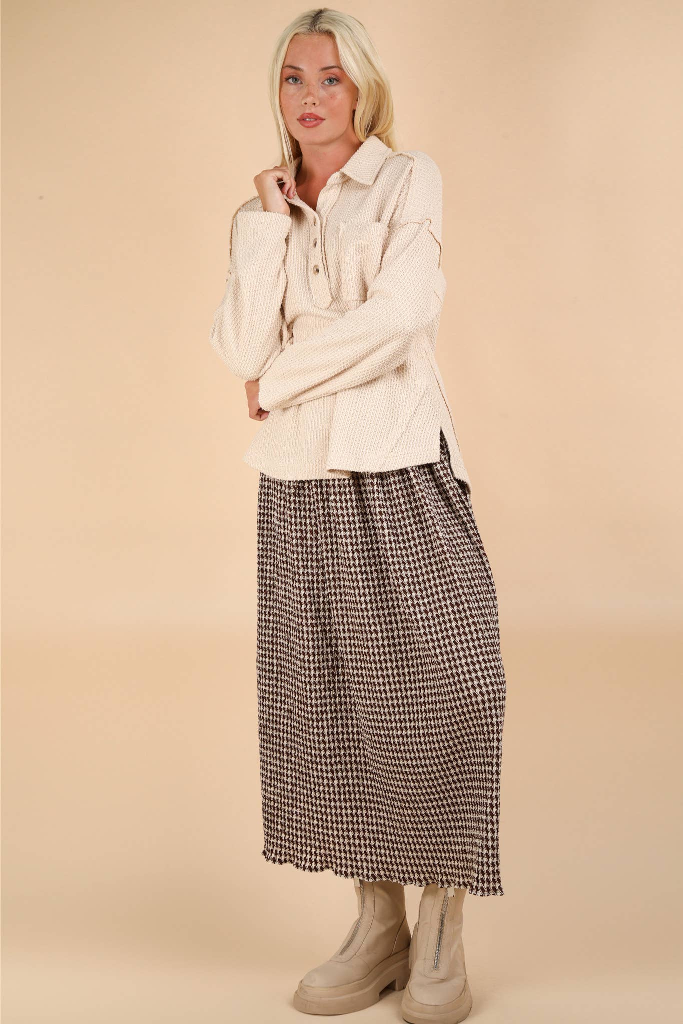 Plus Size Houndstooth Midi Skirt