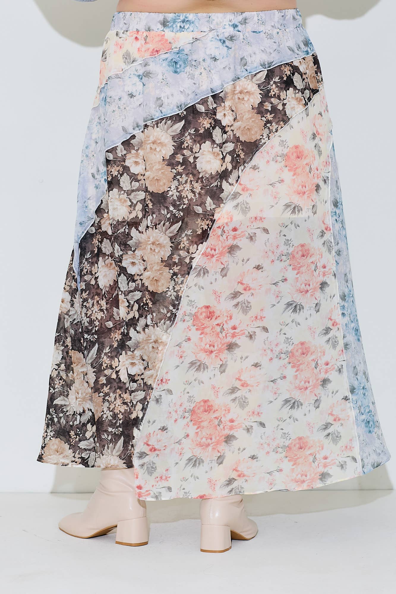 Curvy Mixed Print Ruffle Skirt