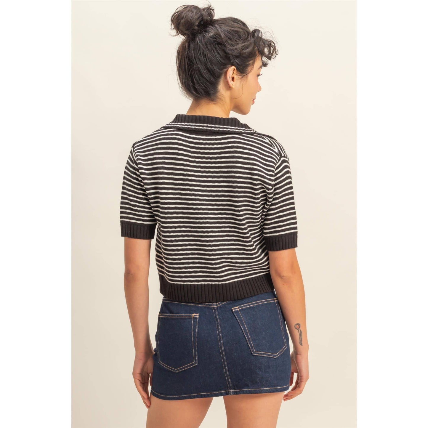 Striped Short Sleeve Knit Top