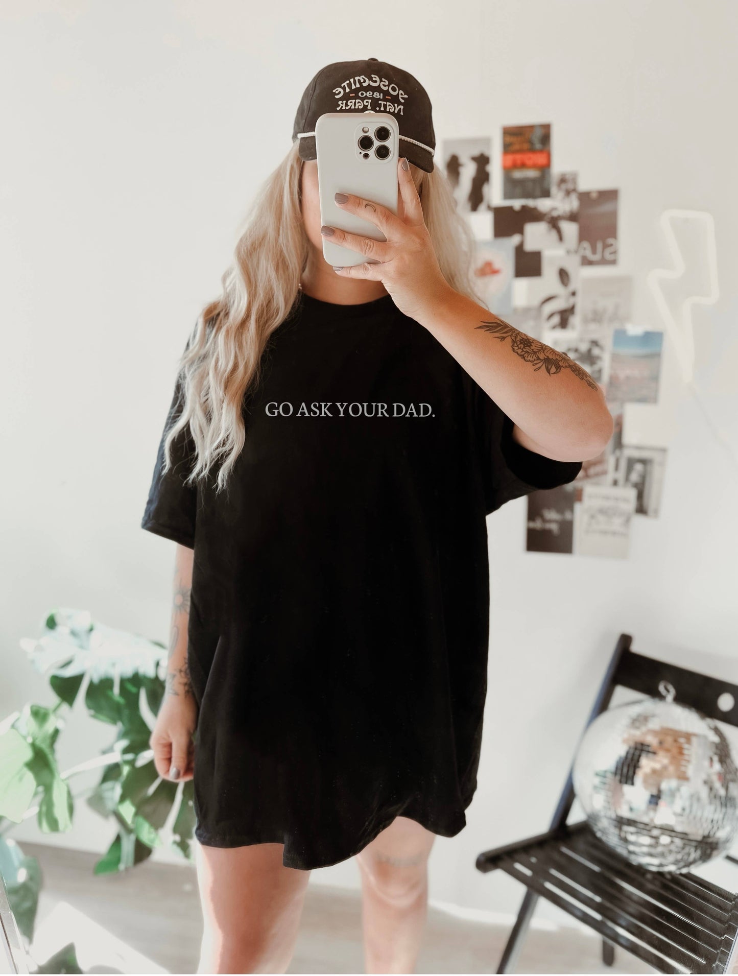 GO ASK YOUR DAD GRAPHIC TEE